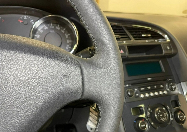 Peugeot 3008 cena 28500 przebieg: 186000, rok produkcji 2010 z Nowa Dęba małe 704